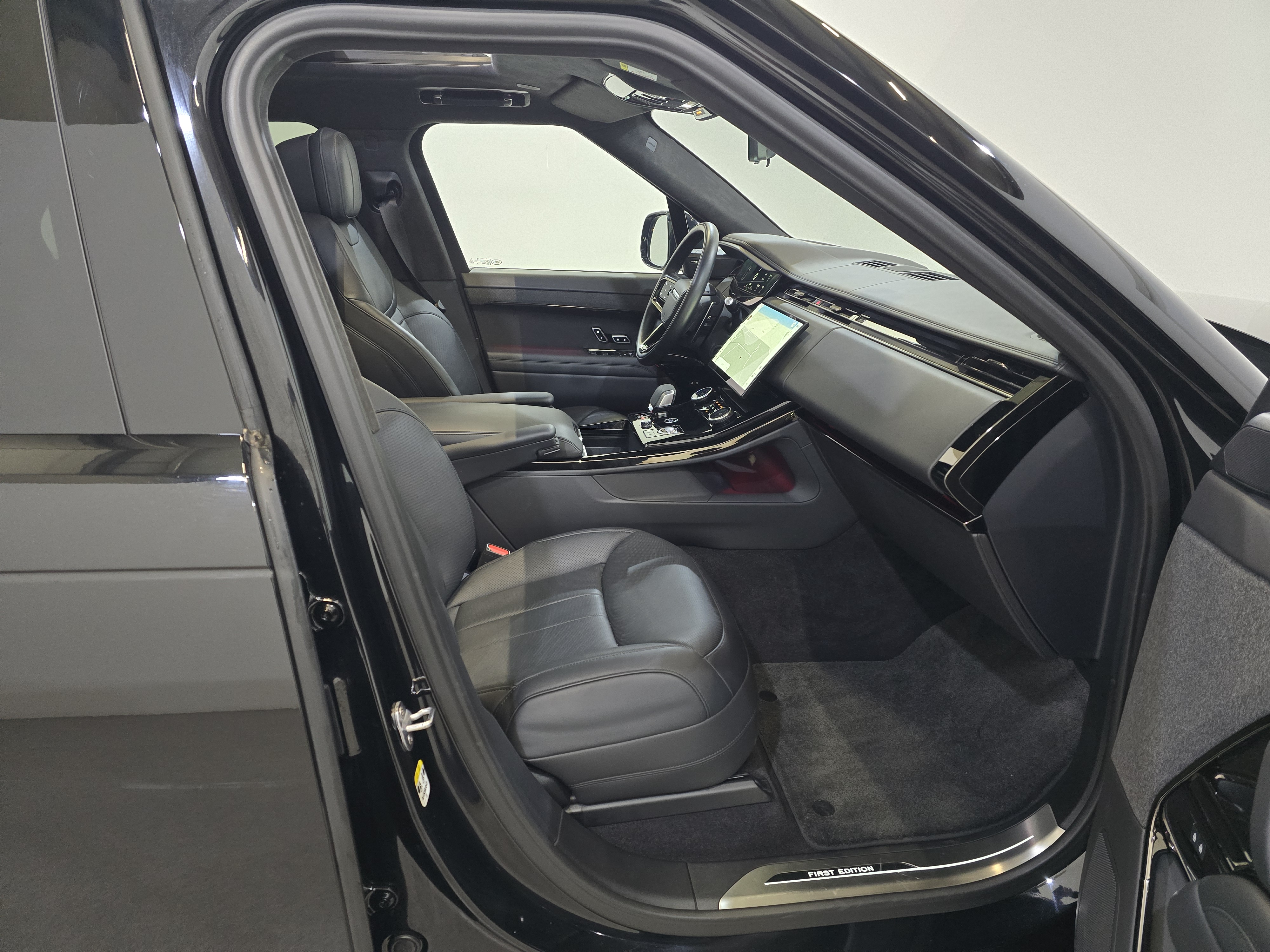 Land Rover Range Rover Sport 3.0 P510e Hybrid First Edition 12