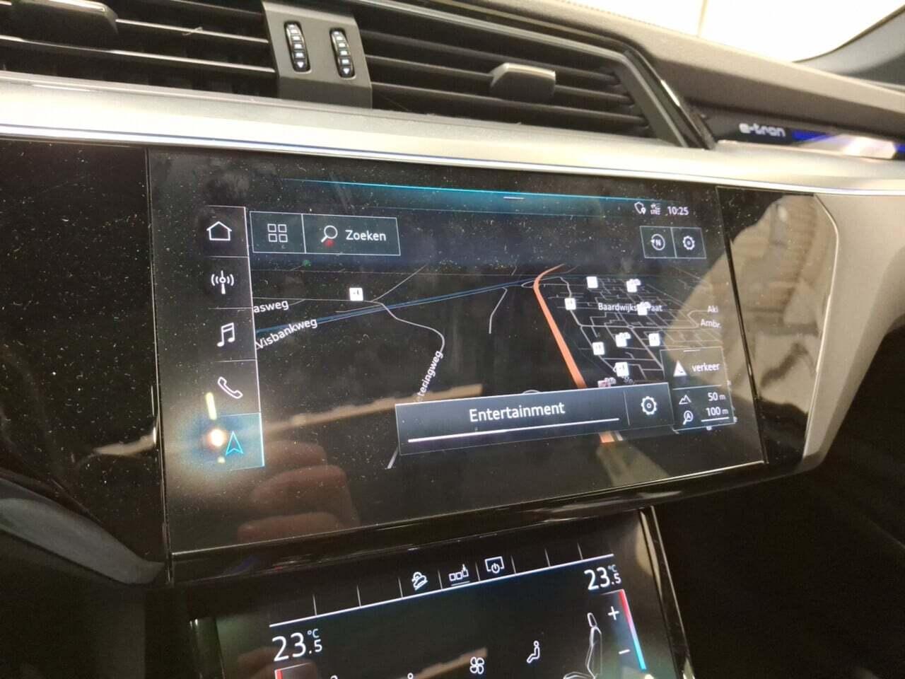 Audi E-tron 50 Quattro 8