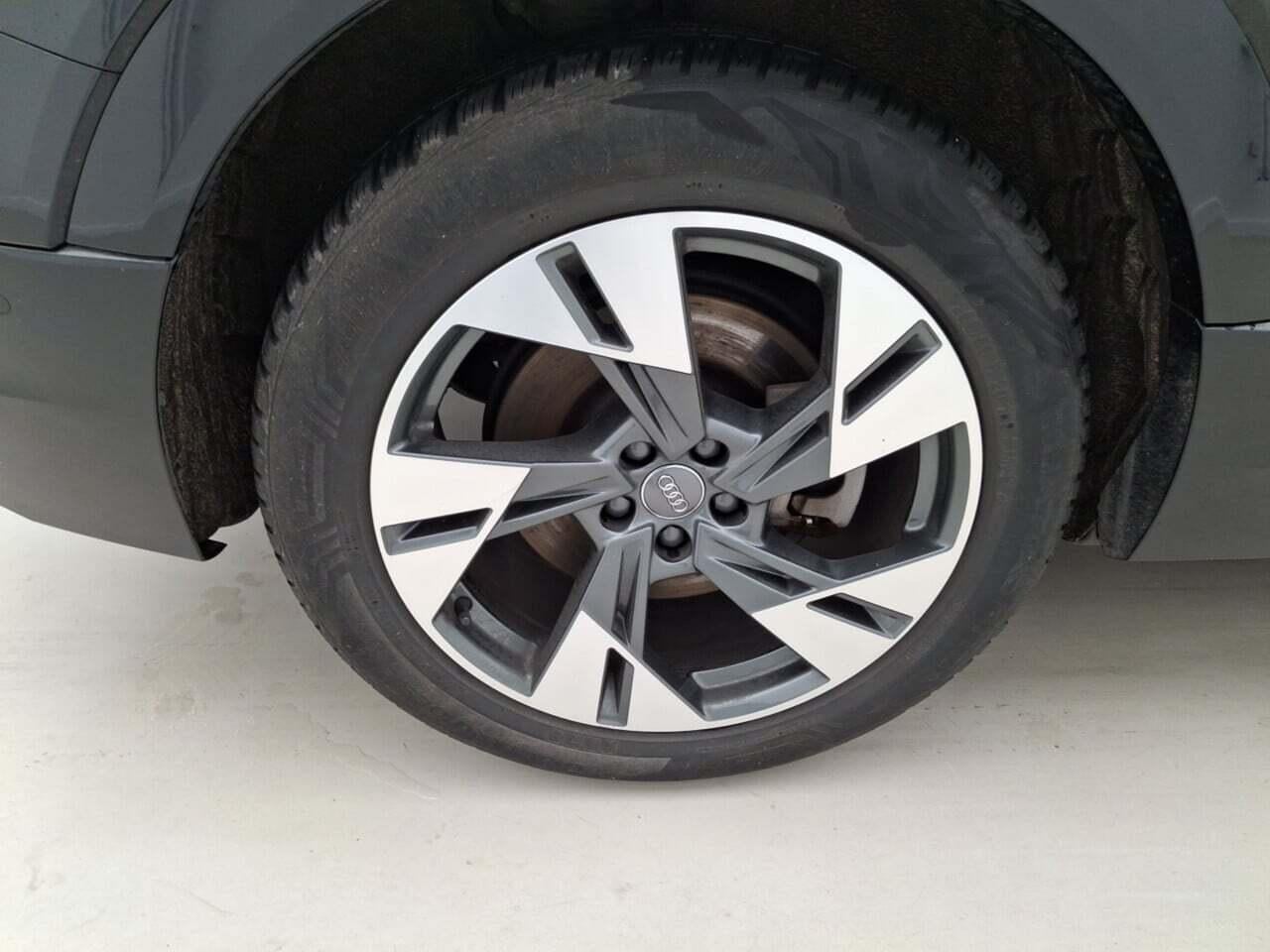 Audi E-tron 50 Quattro 17