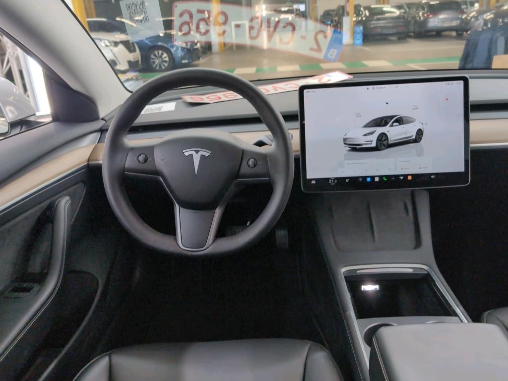 Tesla Model 3 BEV Standard RWD Plus 7