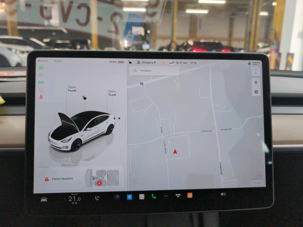 Tesla Model 3 BEV Standard RWD Plus 8