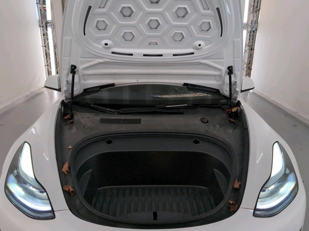 Tesla Model 3 BEV Standard RWD Plus 19