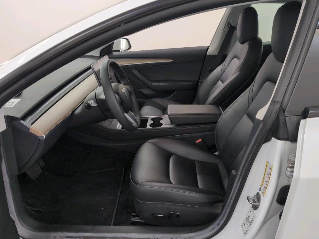 Tesla Model 3 BEV Standard RWD Plus 22