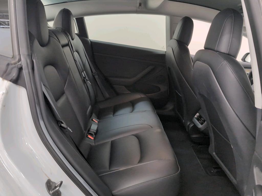 Tesla Model 3 BEV Standard RWD Plus 24