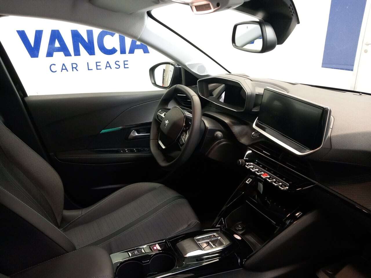 Peugeot 208 E-208 Allure Pack Connect 3