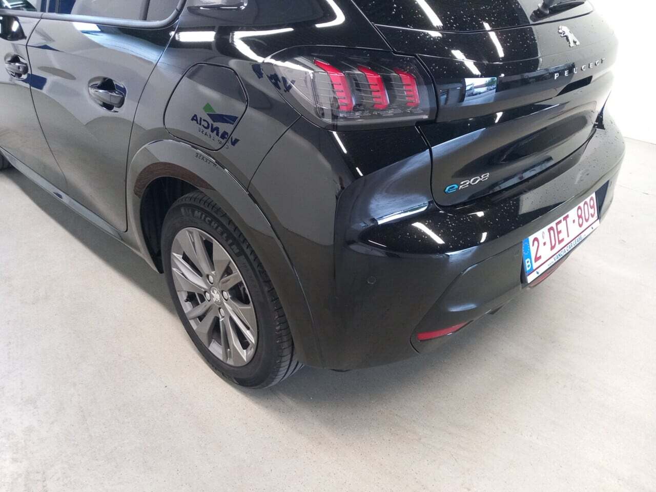 Peugeot 208 E-208 Allure Pack Connect 4