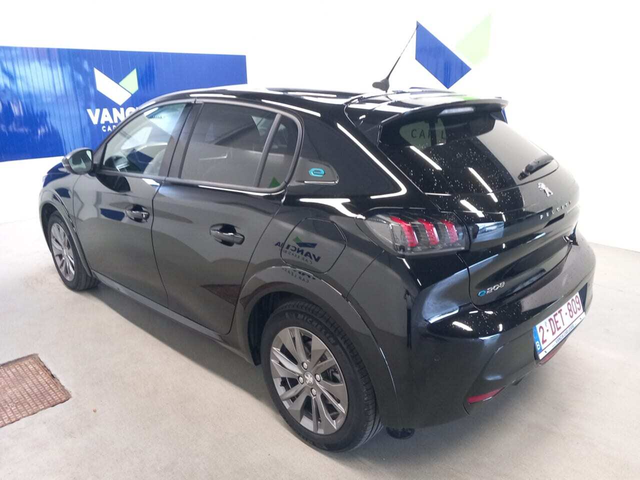 Peugeot 208 E-208 Allure Pack Connect 13