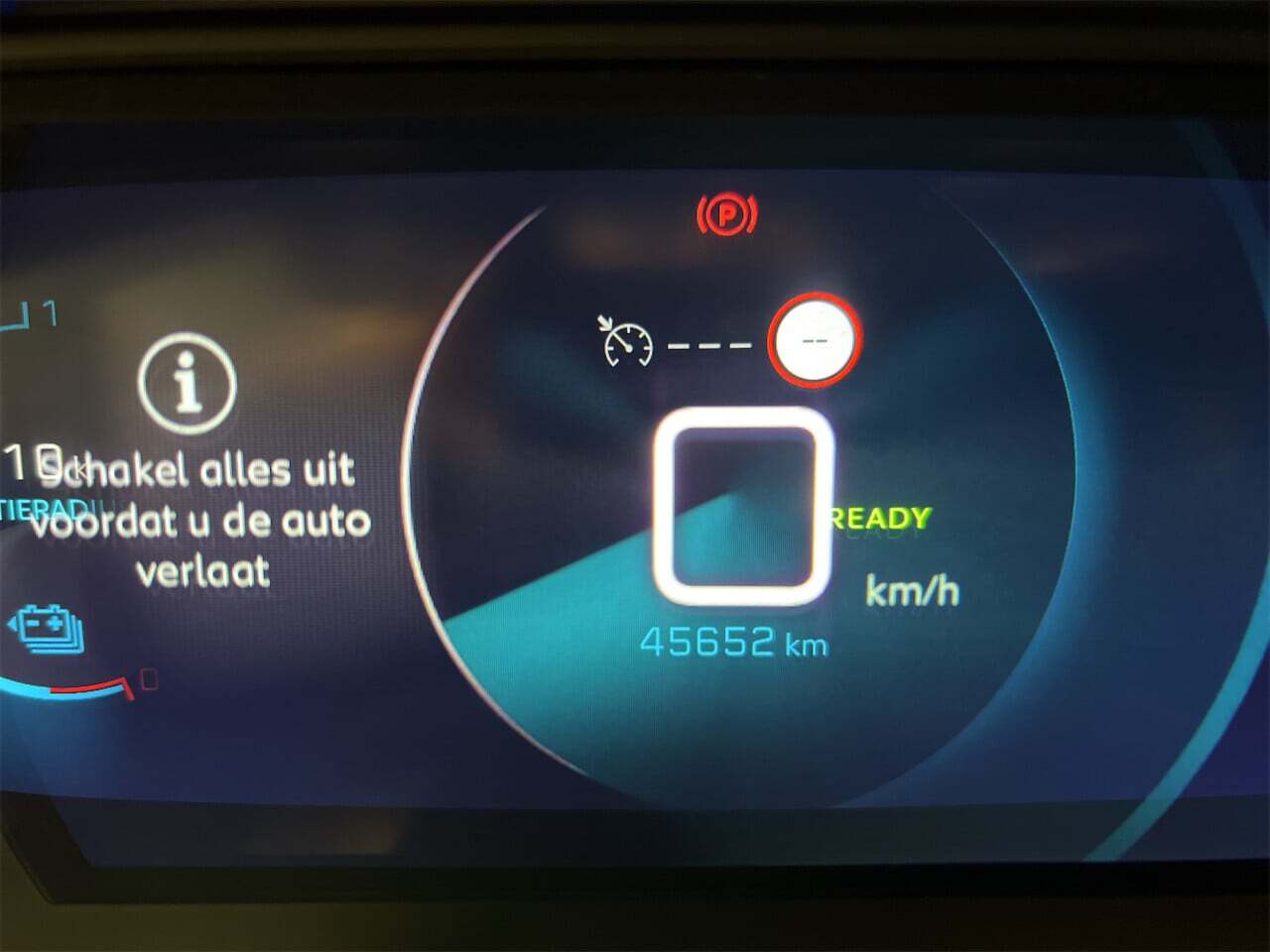 Peugeot 208 E-208 Allure Pack Connect 28