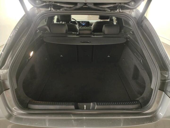 Mercedes CLA 200 Shooting Brake 7