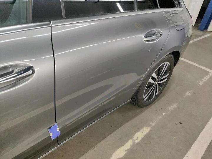 Mercedes CLA 200 Shooting Brake 18