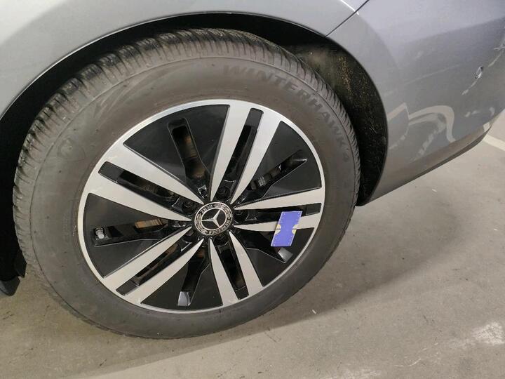 Mercedes CLA 200 Shooting Brake 19