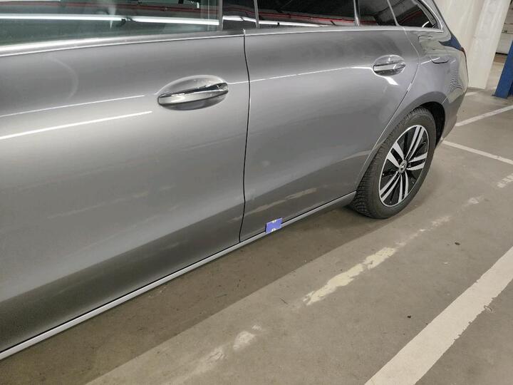 Mercedes CLA 200 Shooting Brake 22