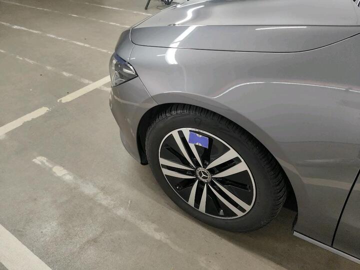 Mercedes CLA 200 Shooting Brake 24