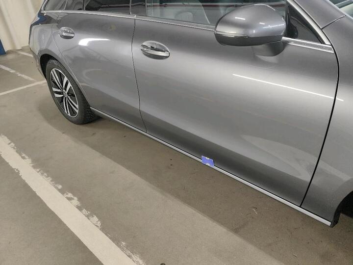 Mercedes CLA 200 Shooting Brake 40