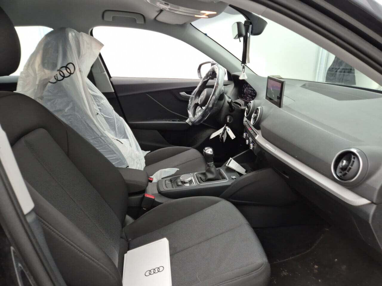 Audi Q2 2.0 30 TDi 9