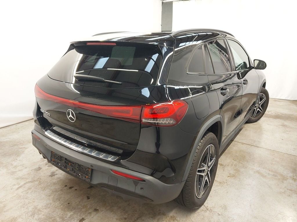 Mercedes EQA 250 2
