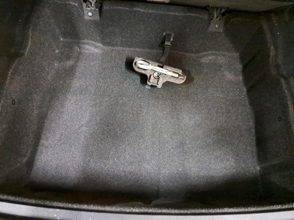 BMW X1 sDrive16d Advantage 8