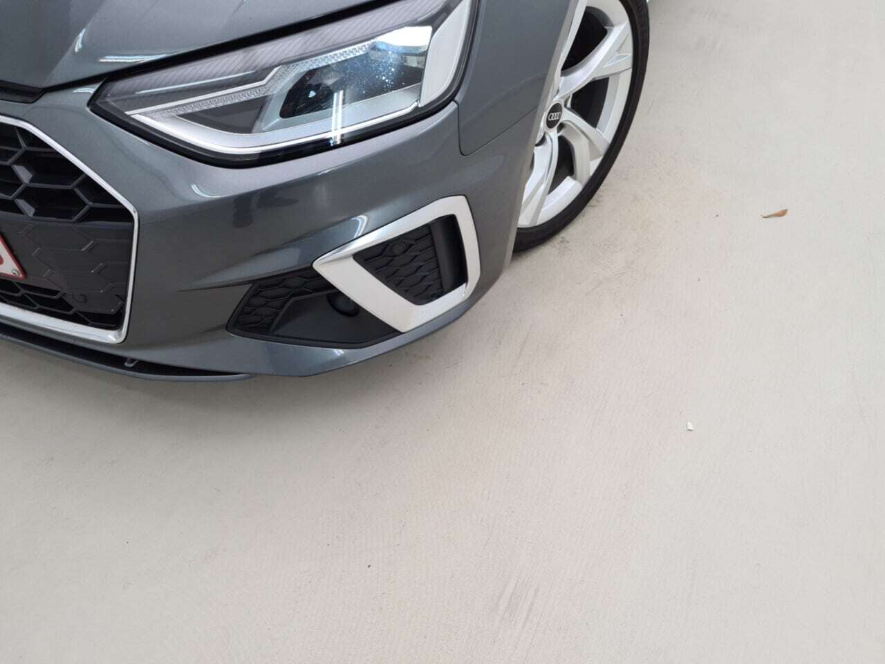 Audi A4 Avant 2.0 30 TDI S-Line 17
