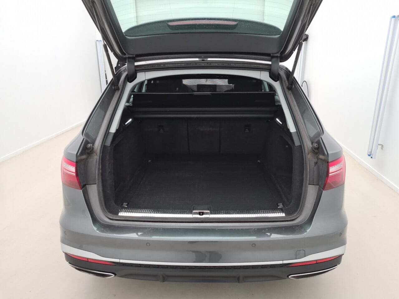 Audi A4 Avant 2.0 30 TDI S-Line 11