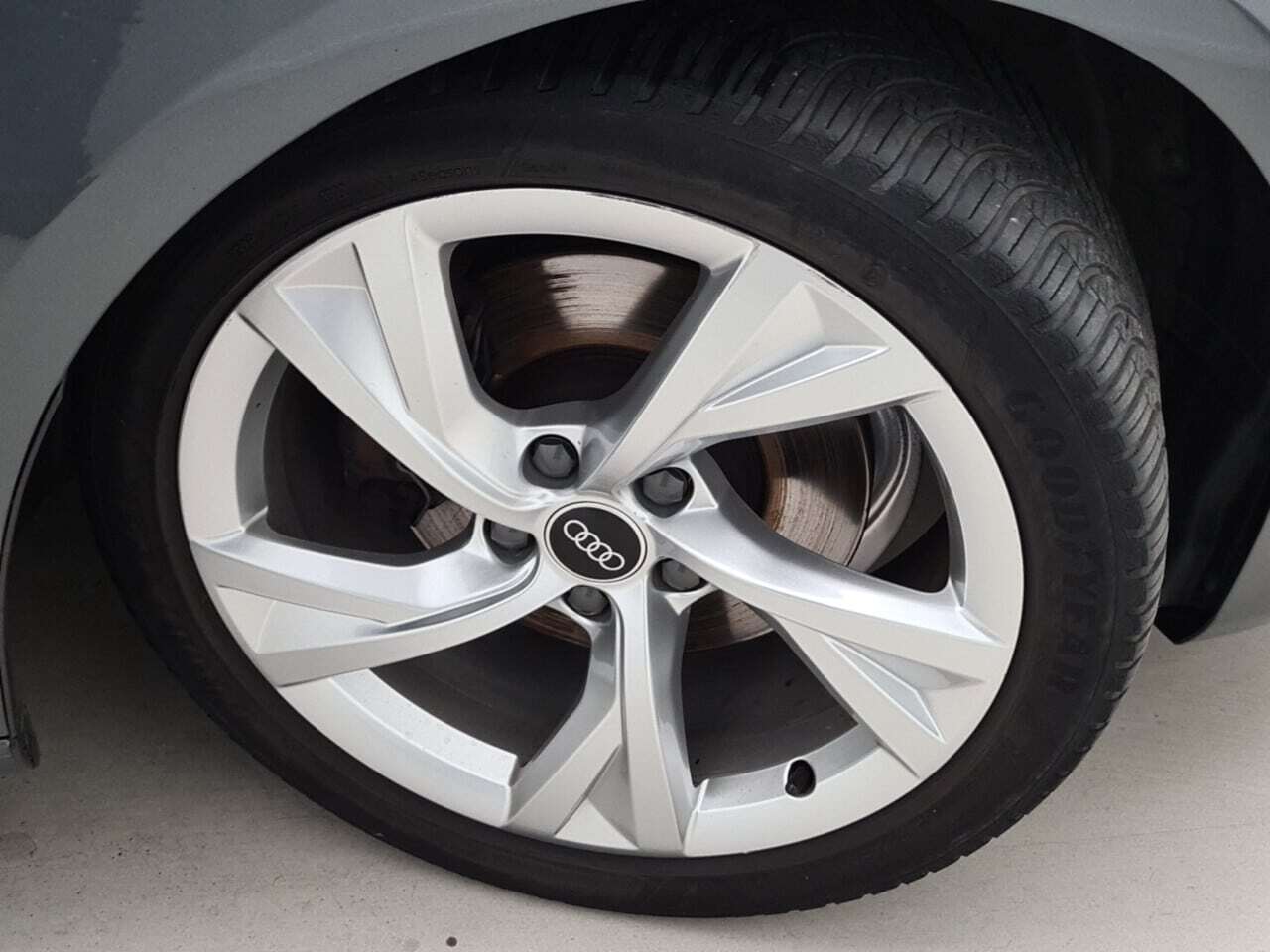 Audi A4 Avant 2.0 30 TDI S-Line 23
