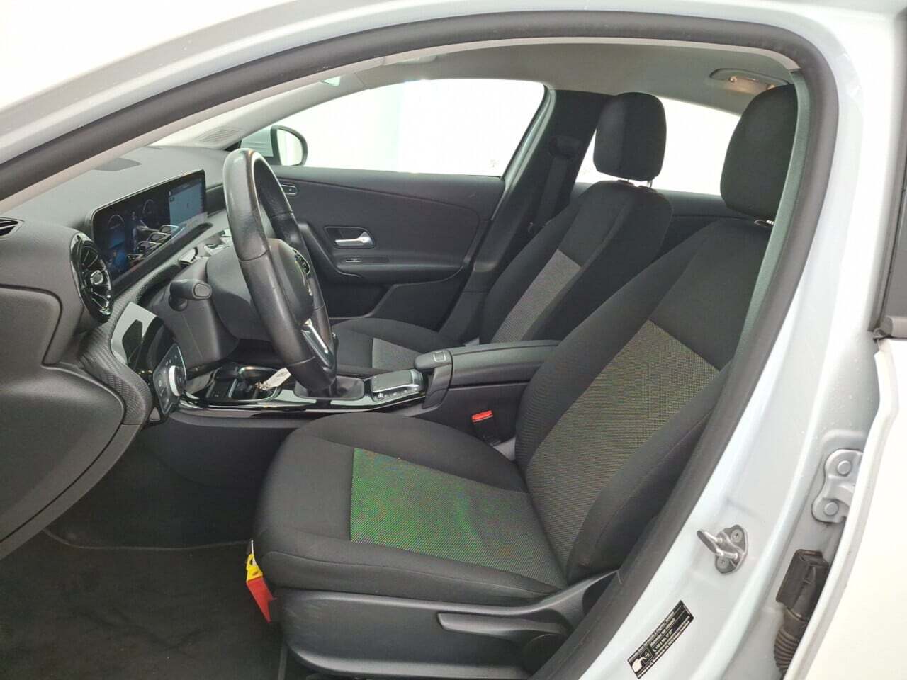 Mercedes-Benz A 180d Limousine 5