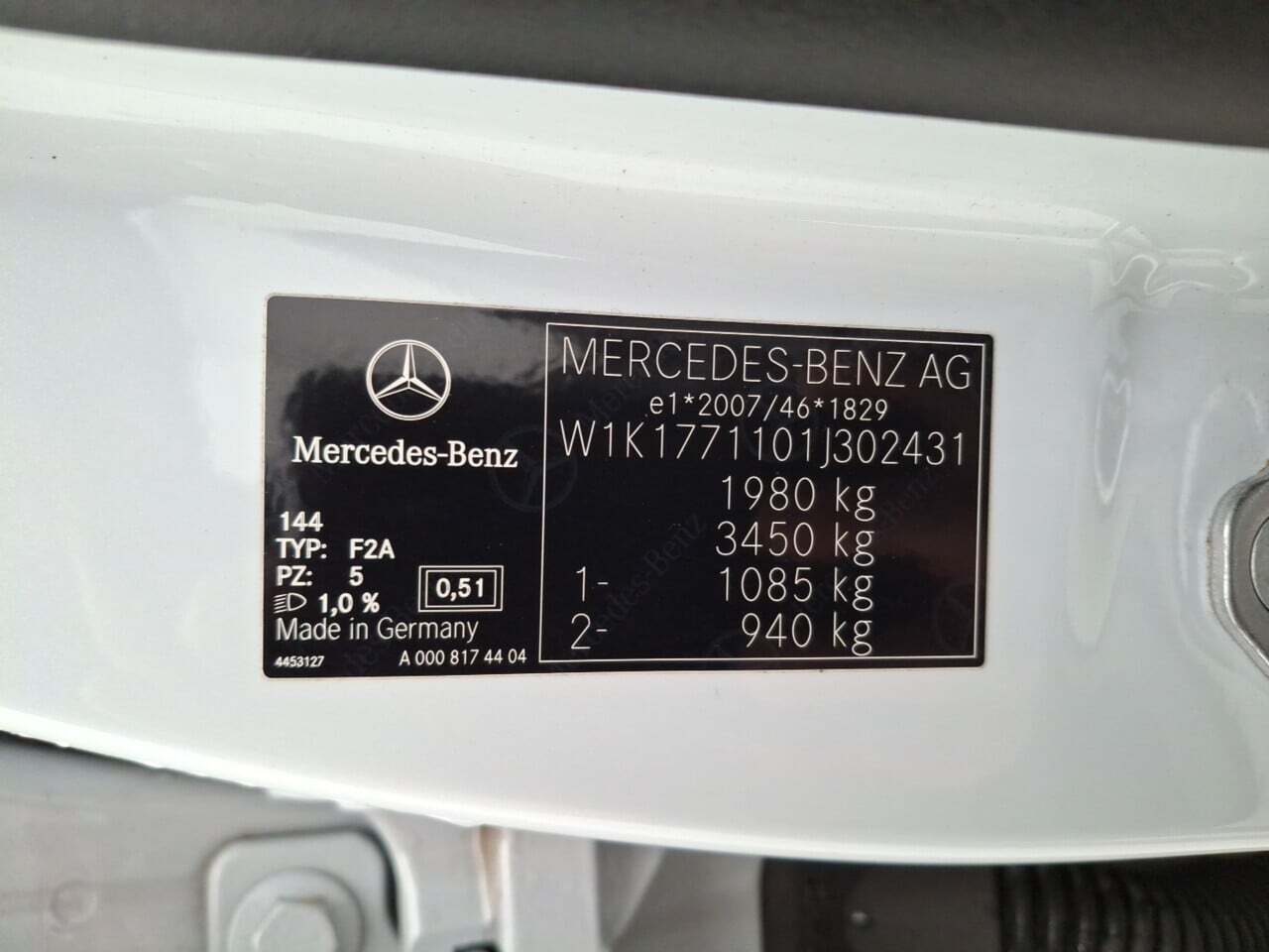 Mercedes-Benz A 180d Limousine 13