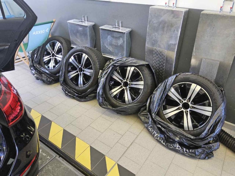 Mercedes-Benz C 200d Avantgarde 9