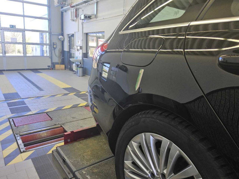 Mercedes-Benz C 200d Avantgarde 22