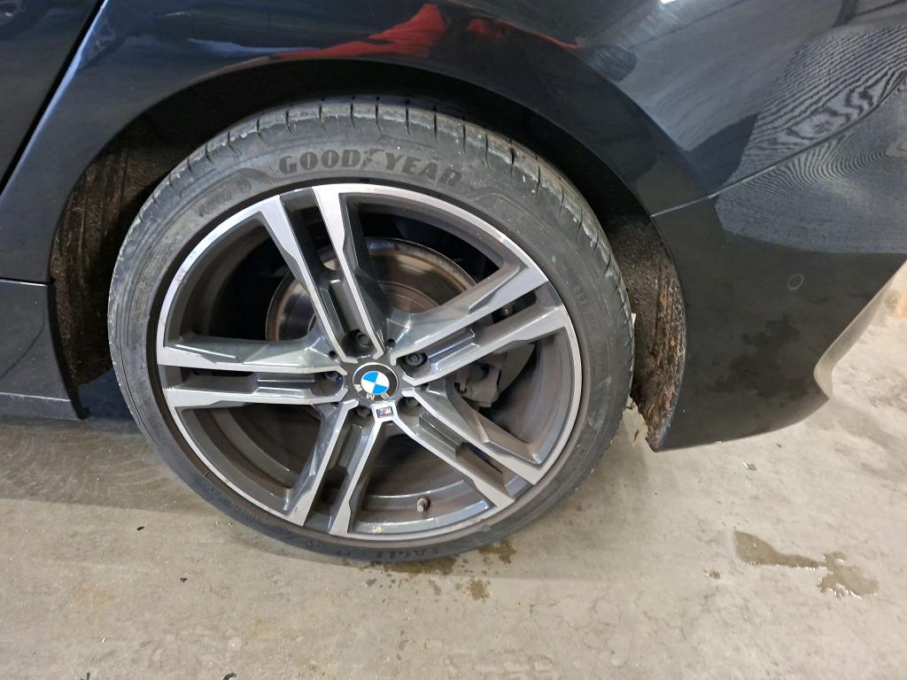 BMW 118i M-Sport 22
