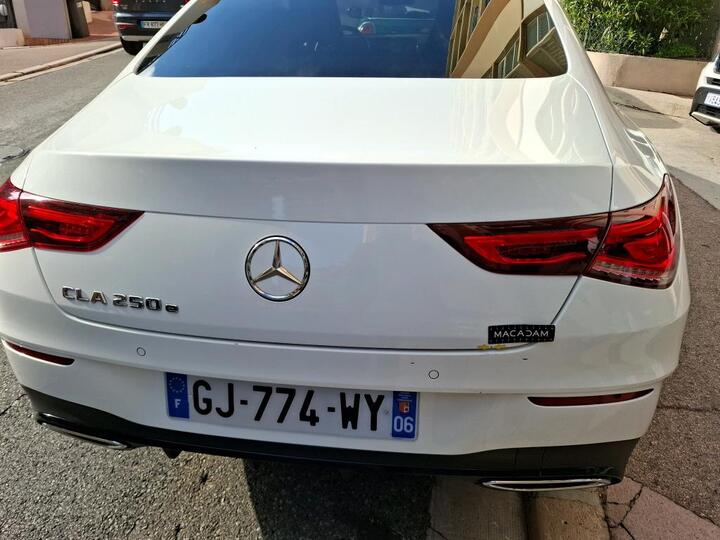 Mercedes-Benz CLA 250e Plug-In Hybrid AMG Night 29