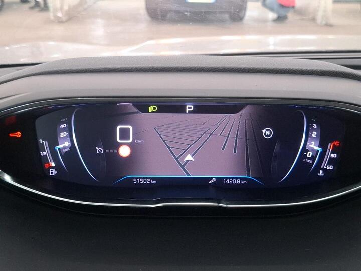 Peugeot 3008 1.2 PureTech Allure 12