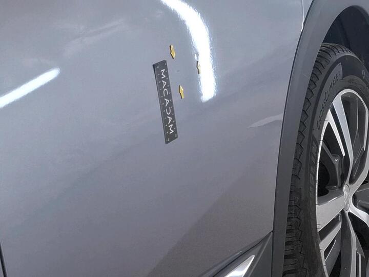 Peugeot 3008 1.2 PureTech Allure 18