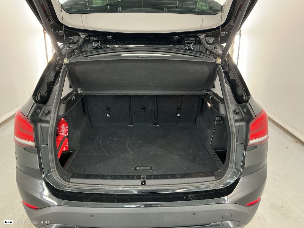 BMW X1 sDrive16d 9
