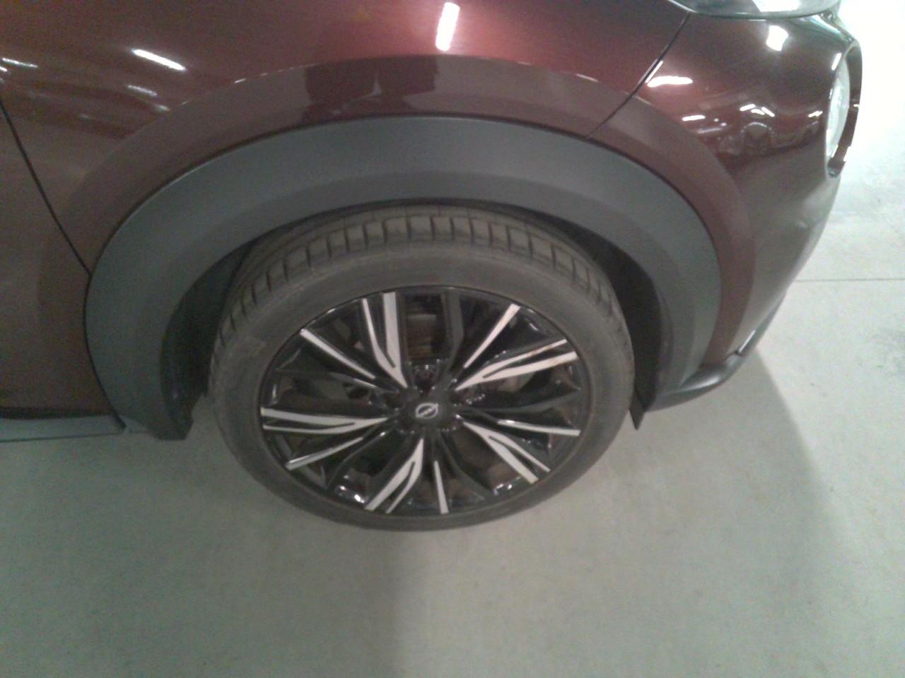 Nissan Juke 1.0 DIG-T N-Design 37