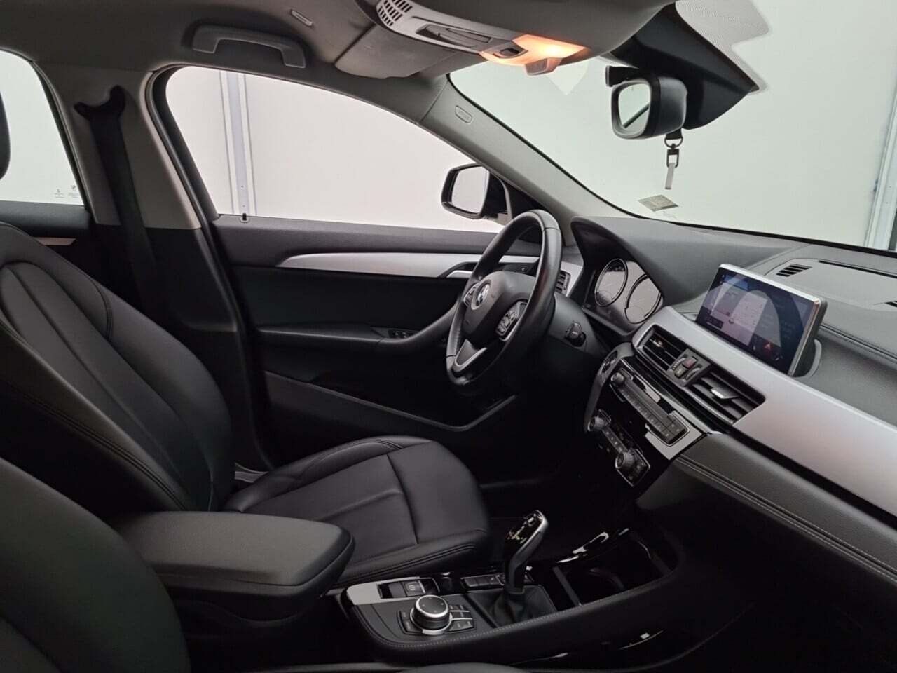BMW X2 sDrive16d Aut. 9