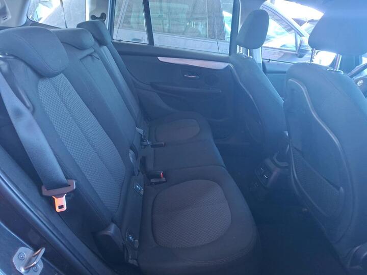 BMW 216d Gran Tourer 10