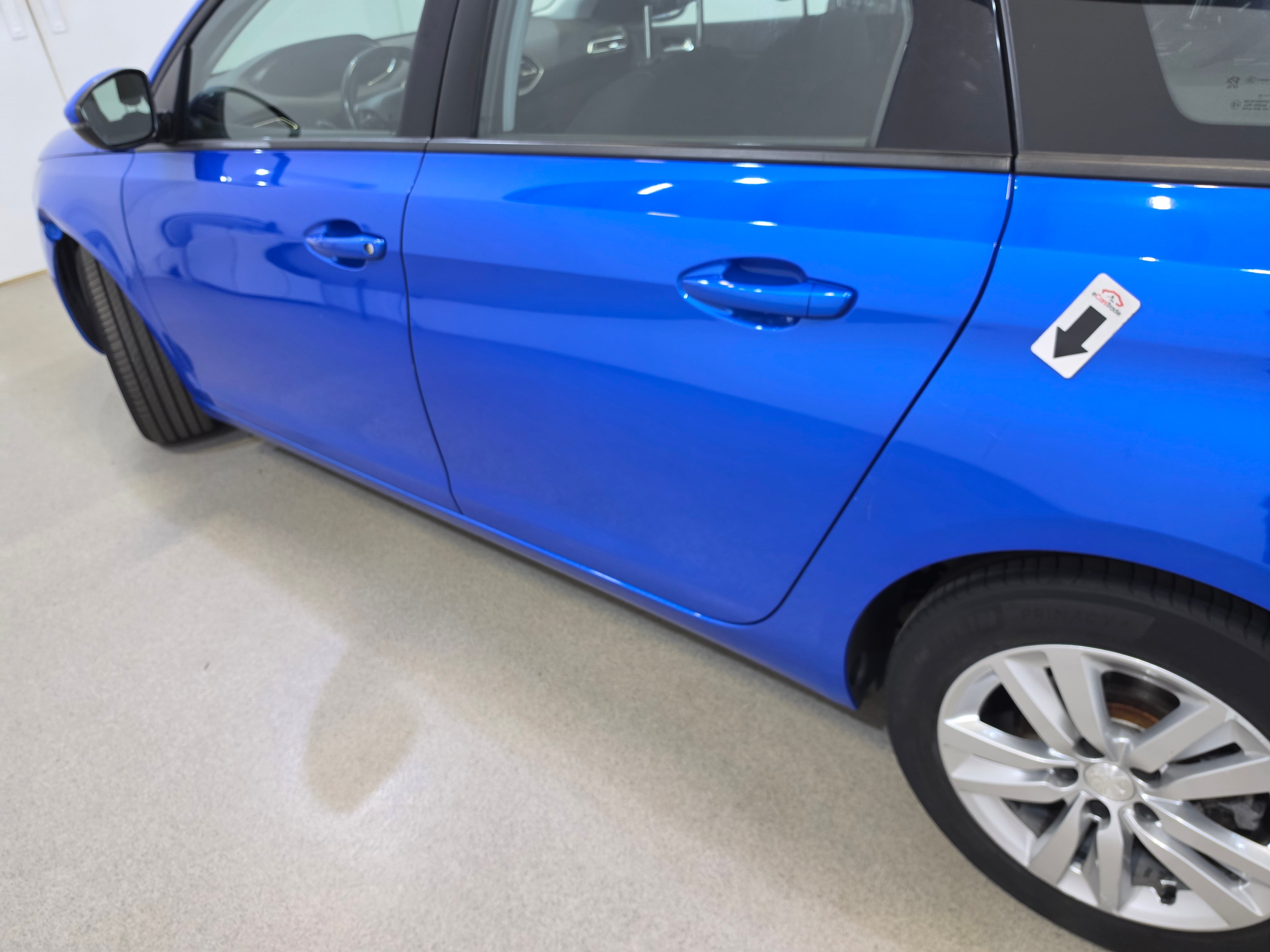 Peugeot 308 1.5 BlueHDi I-Cockpit Navi Klima PDC 24