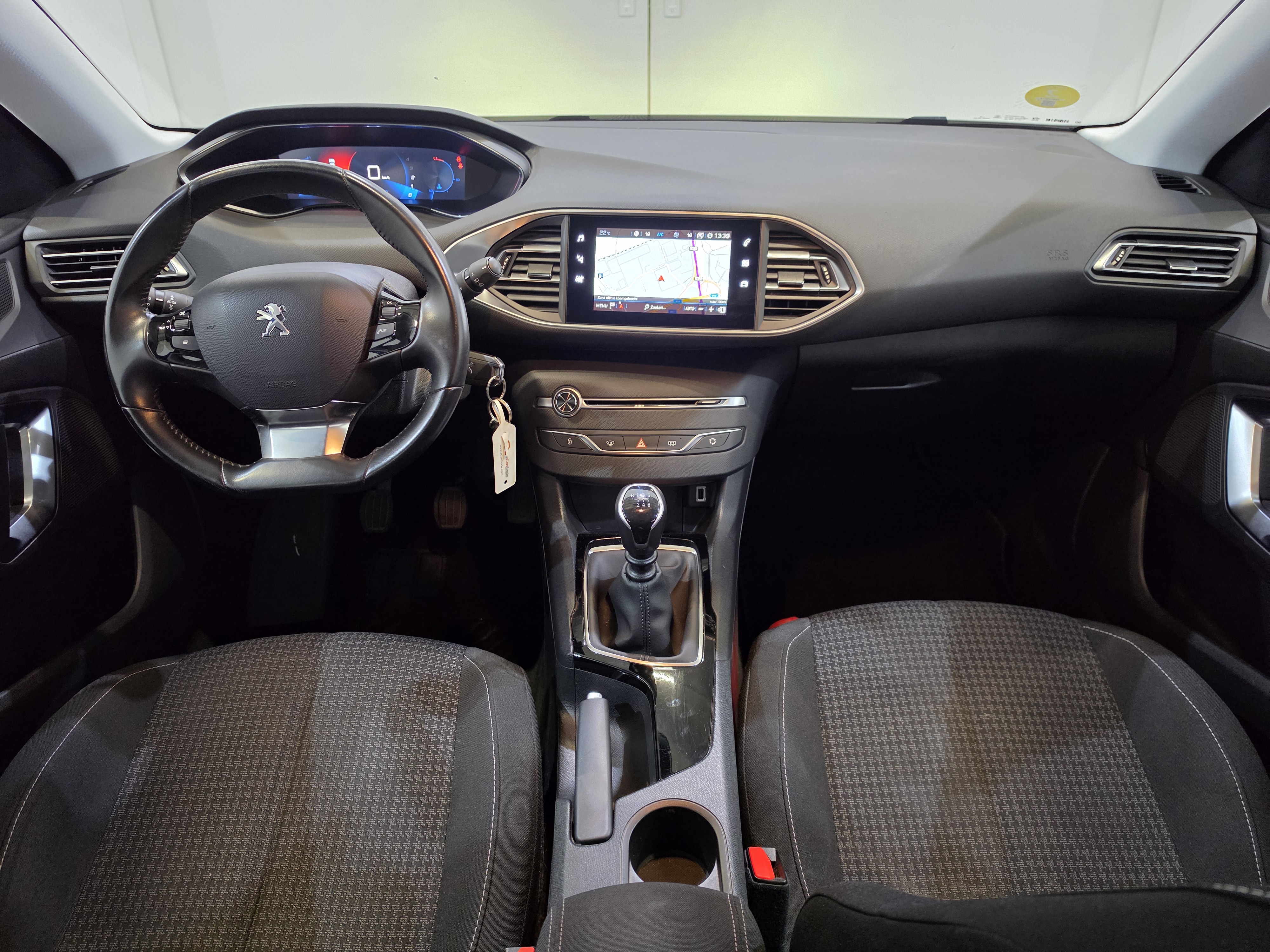 Peugeot 308 1.5 BlueHDi I-Cockpit Navi Klima PDC 8
