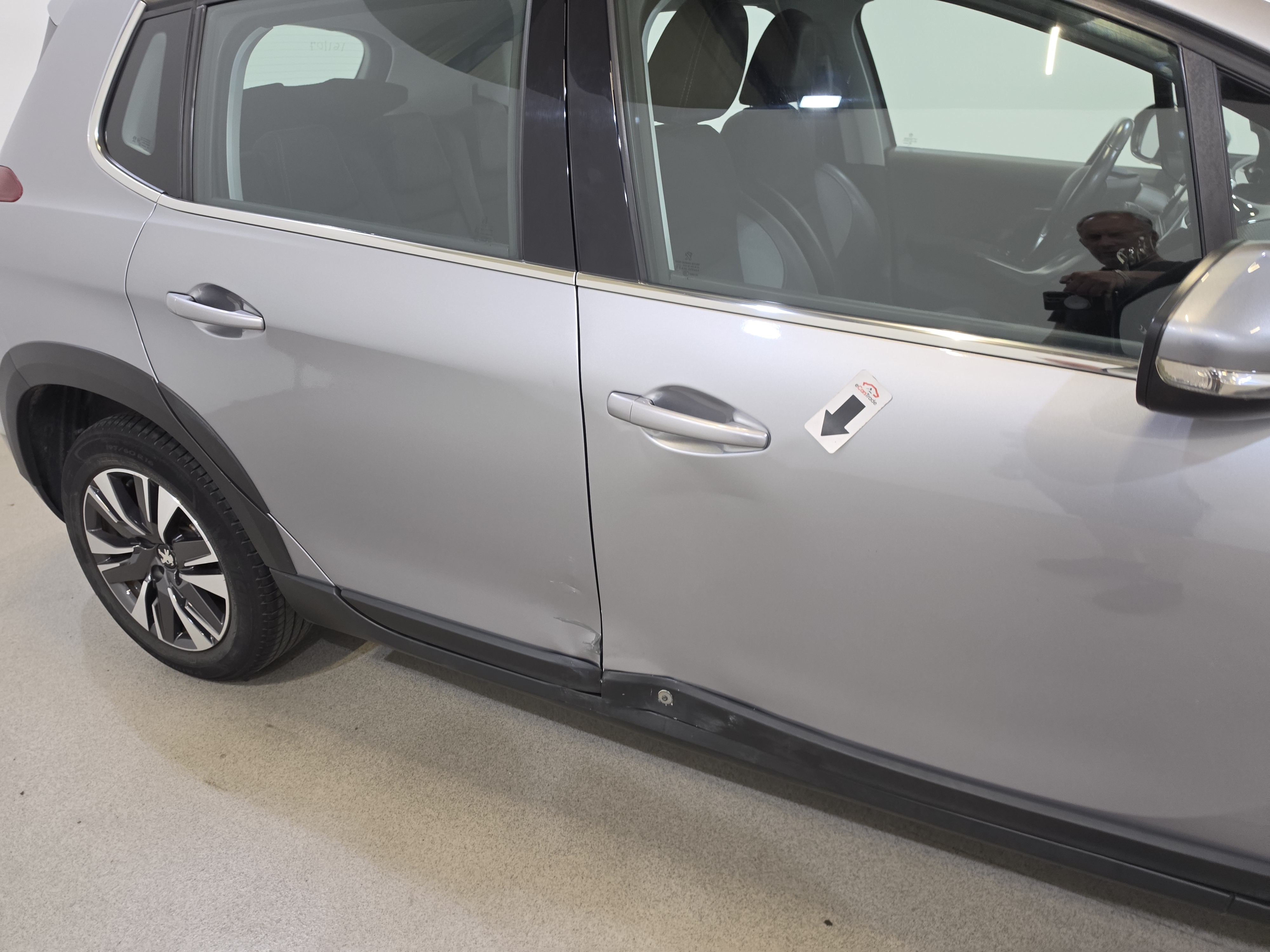 Peugeot 2008 1.2 PureTech Allure 22