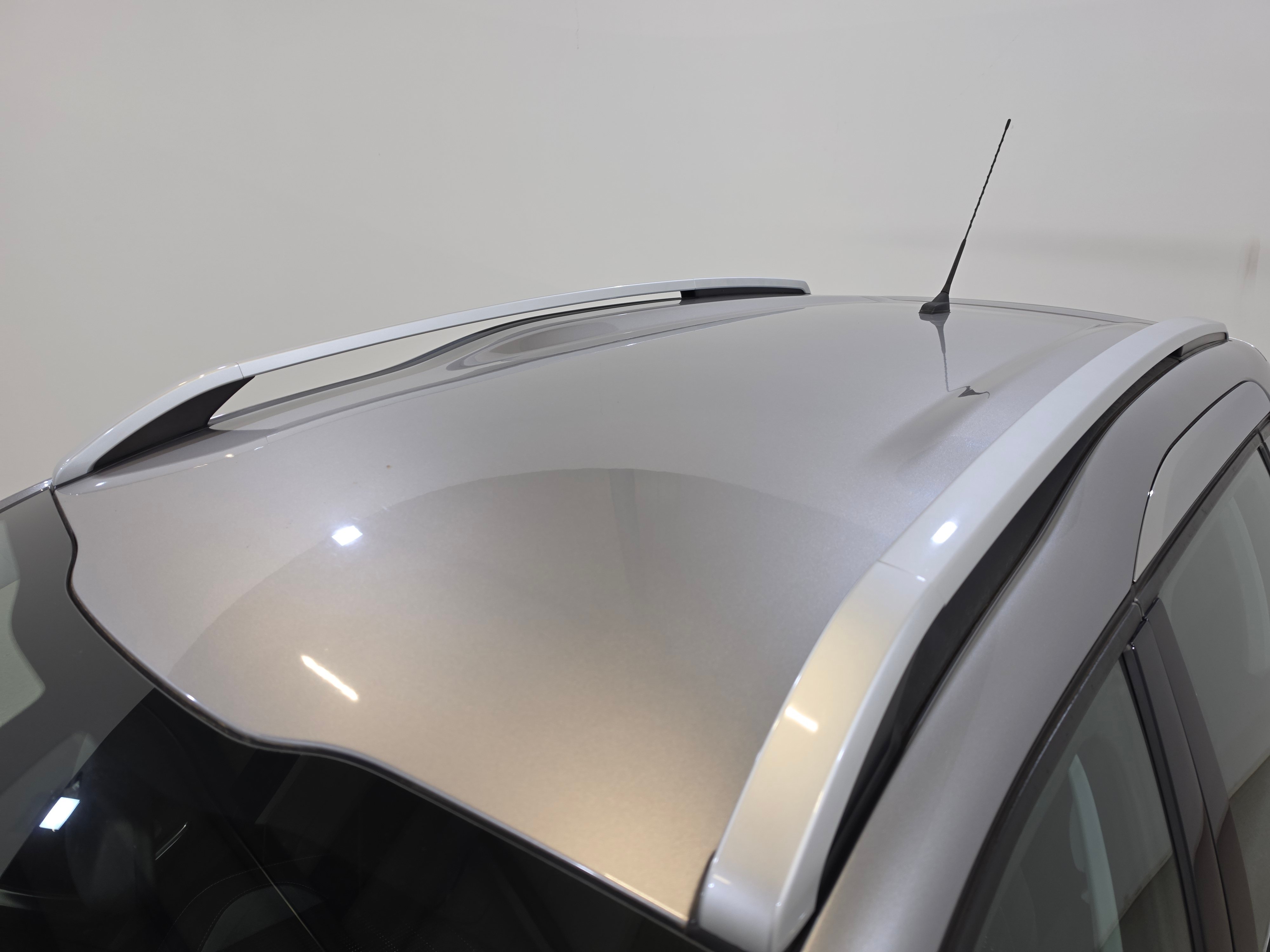 Peugeot 2008 1.2 PureTech Allure 19