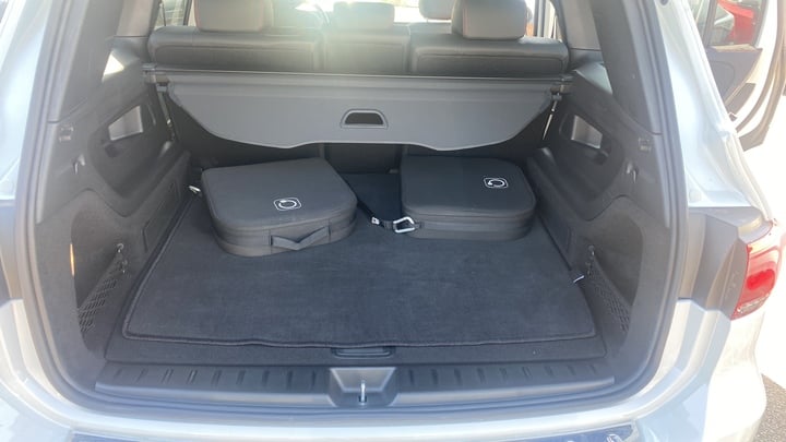 Mercedes-Benz EQB 300 AMG 4MATIC 10