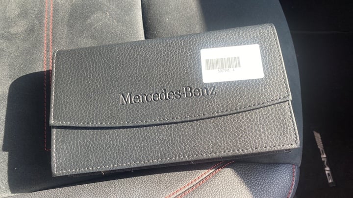 Mercedes-Benz EQB 300 AMG 4MATIC 12