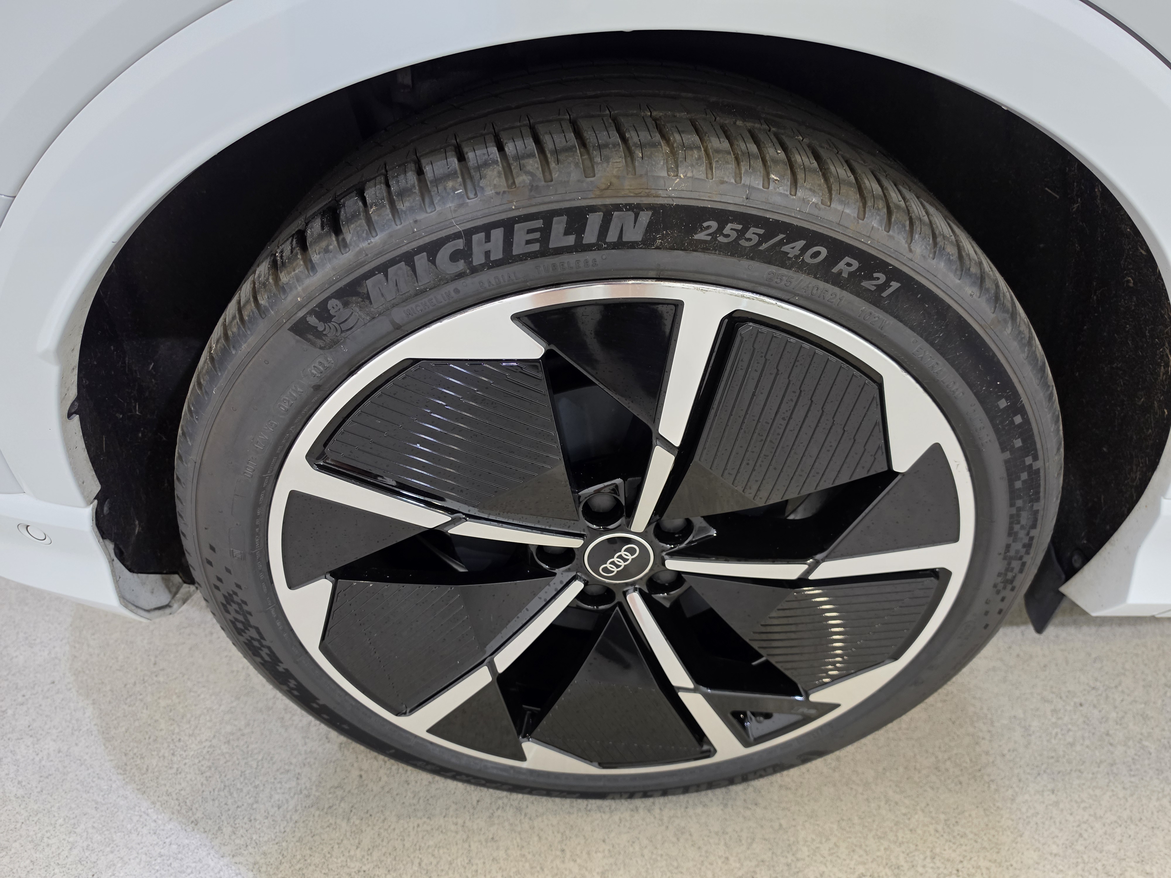 Audi Q4 e-tron 40 S-Line 26