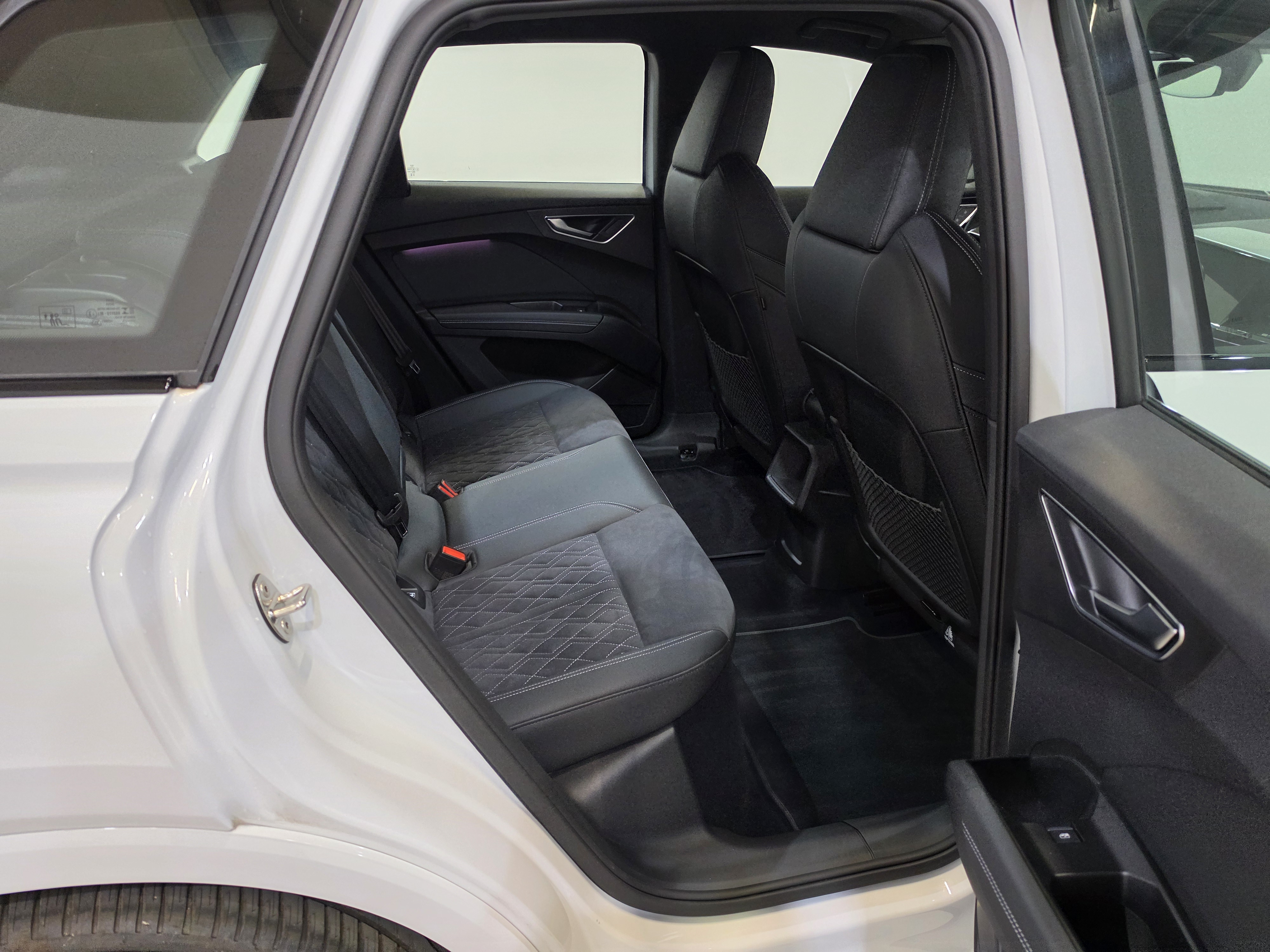 Audi Q4 e-tron 40 S-Line 13
