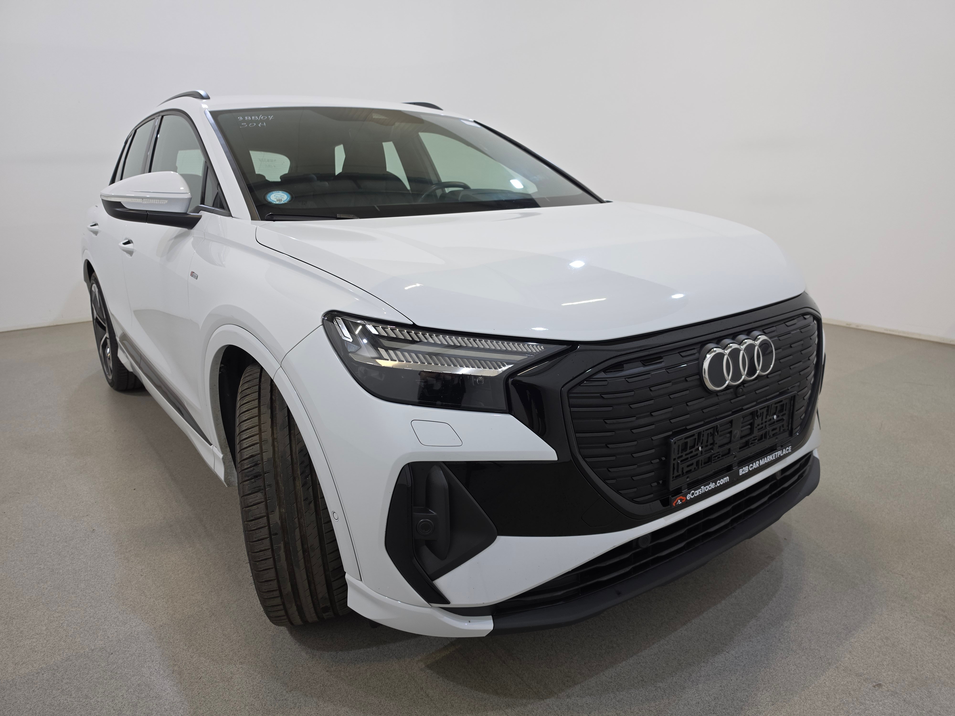 Audi Q4 e-tron 40 S-Line 3