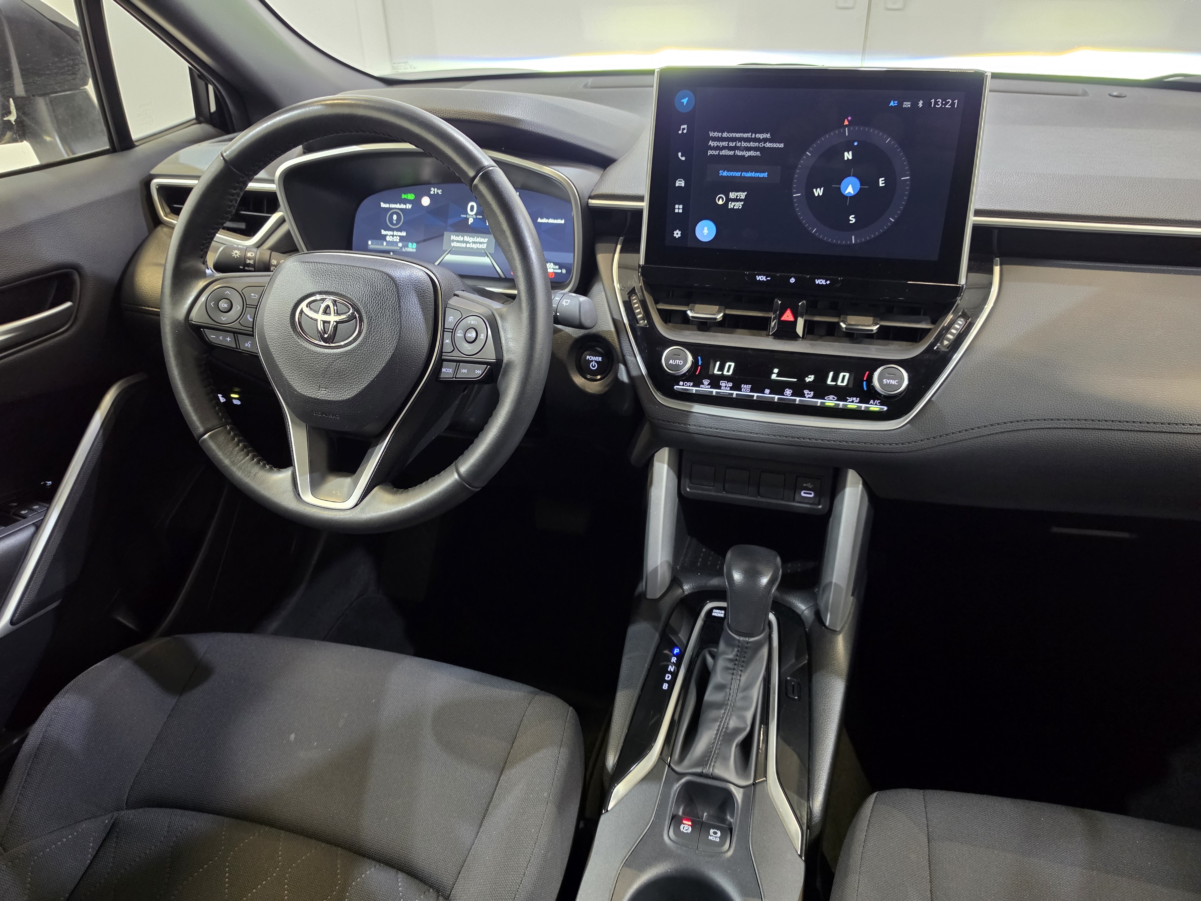Toyota Corolla Cross 1.8 e-CVT Hybrid Dynamic 9