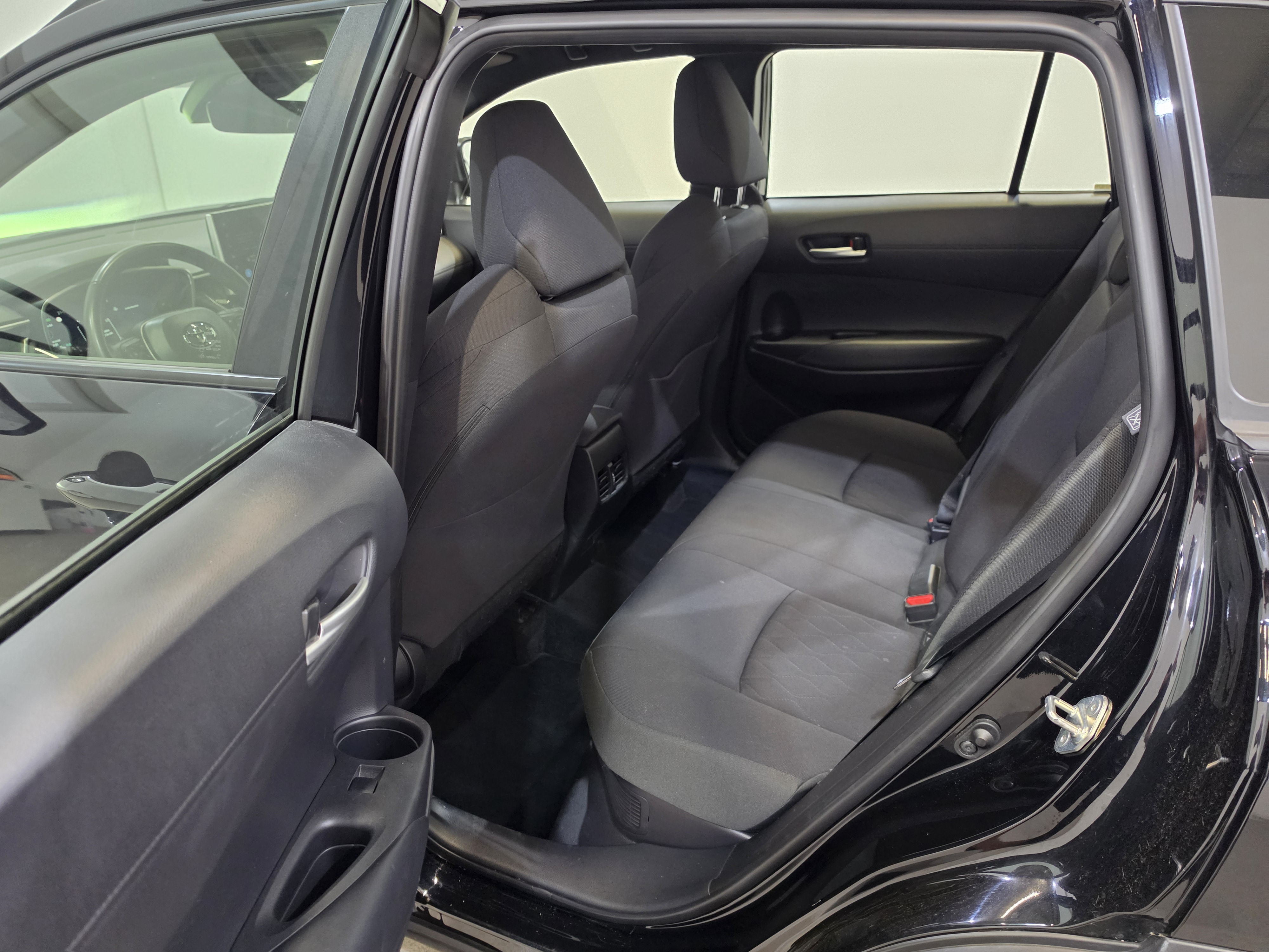 Toyota Corolla Cross 1.8 e-CVT Hybrid Dynamic 12