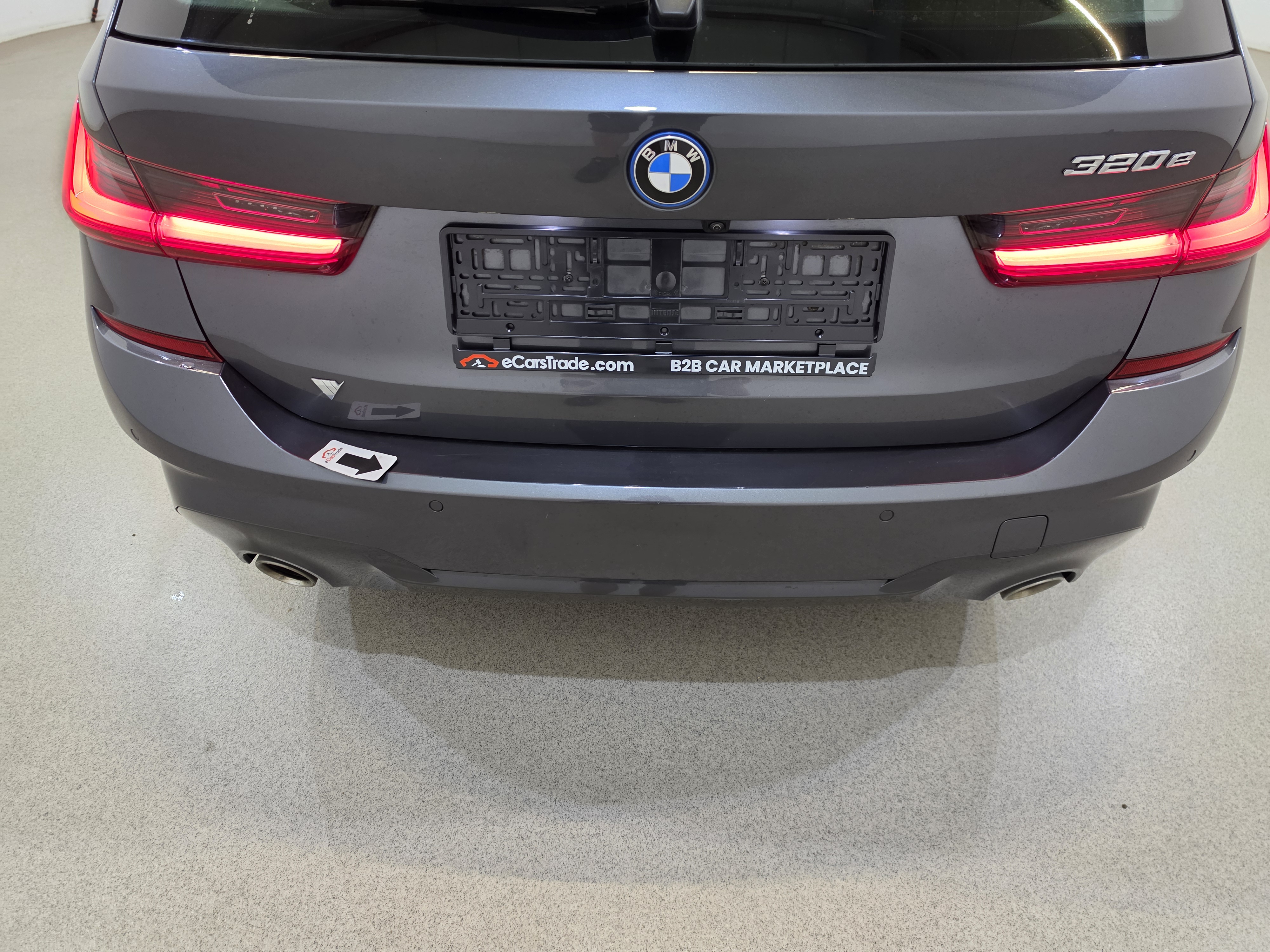 BMW 320e Plug-In Hybrid M-Sport 27