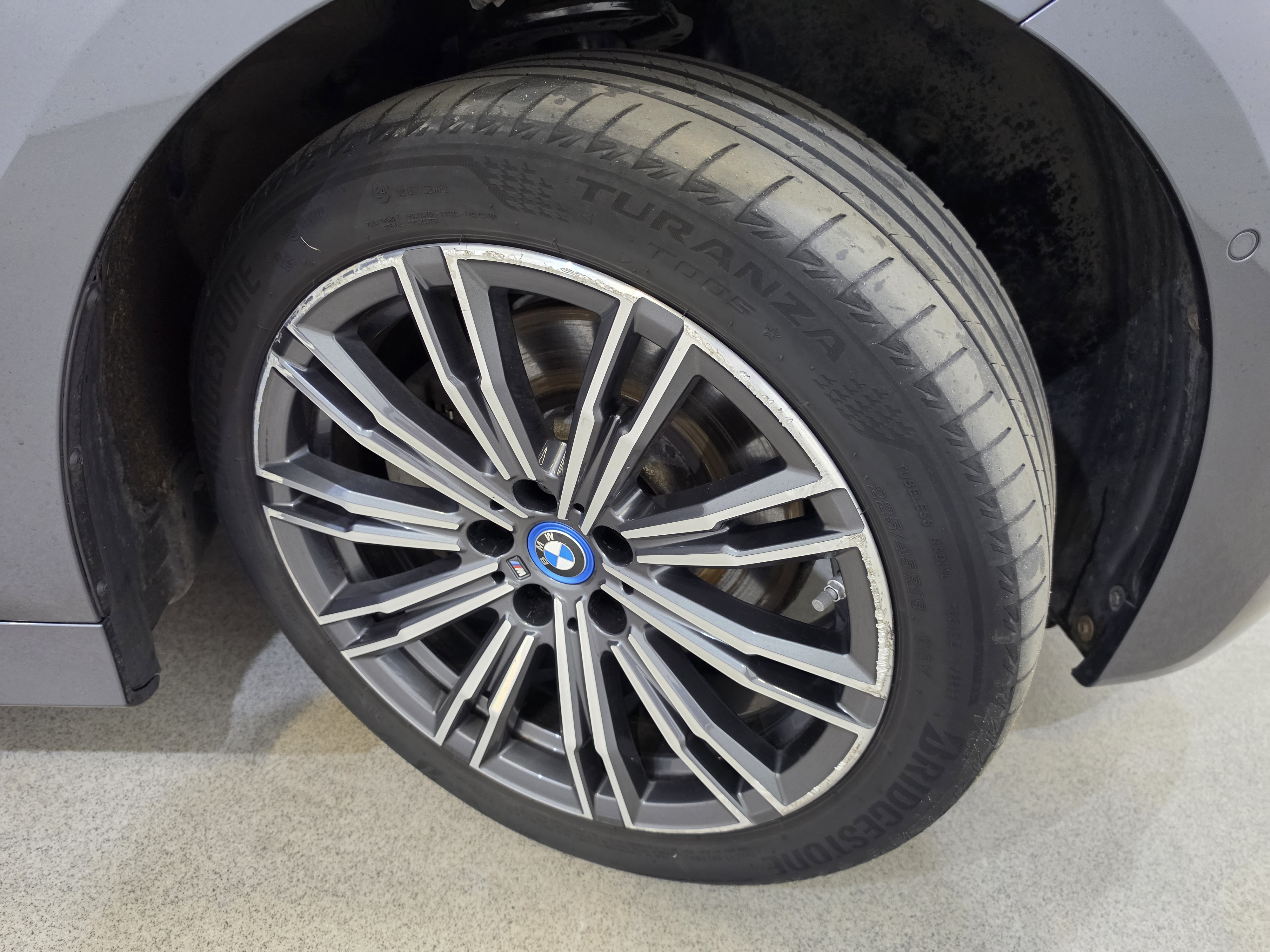 BMW 320e Plug-In Hybrid M-Sport 36