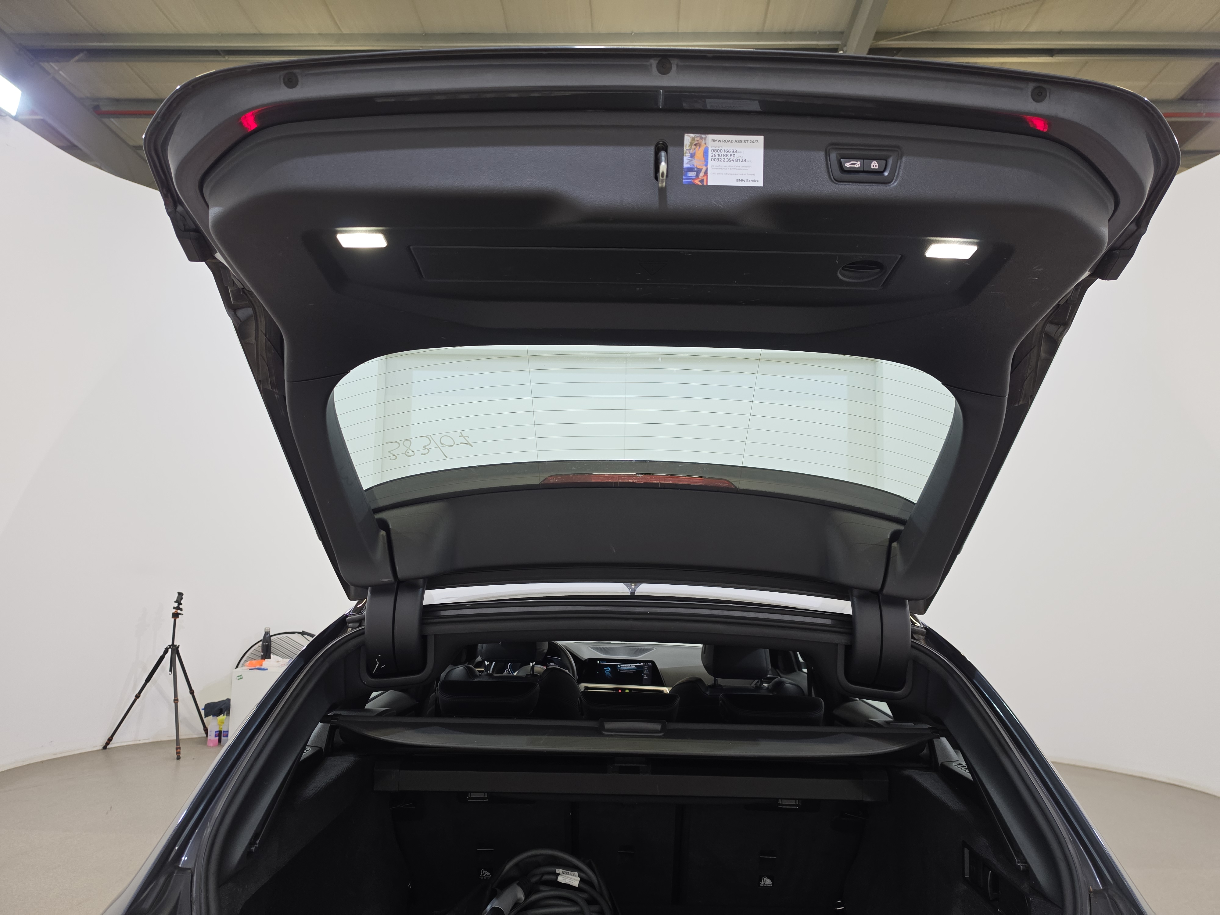 BMW 320e Plug-In Hybrid M-Sport 18